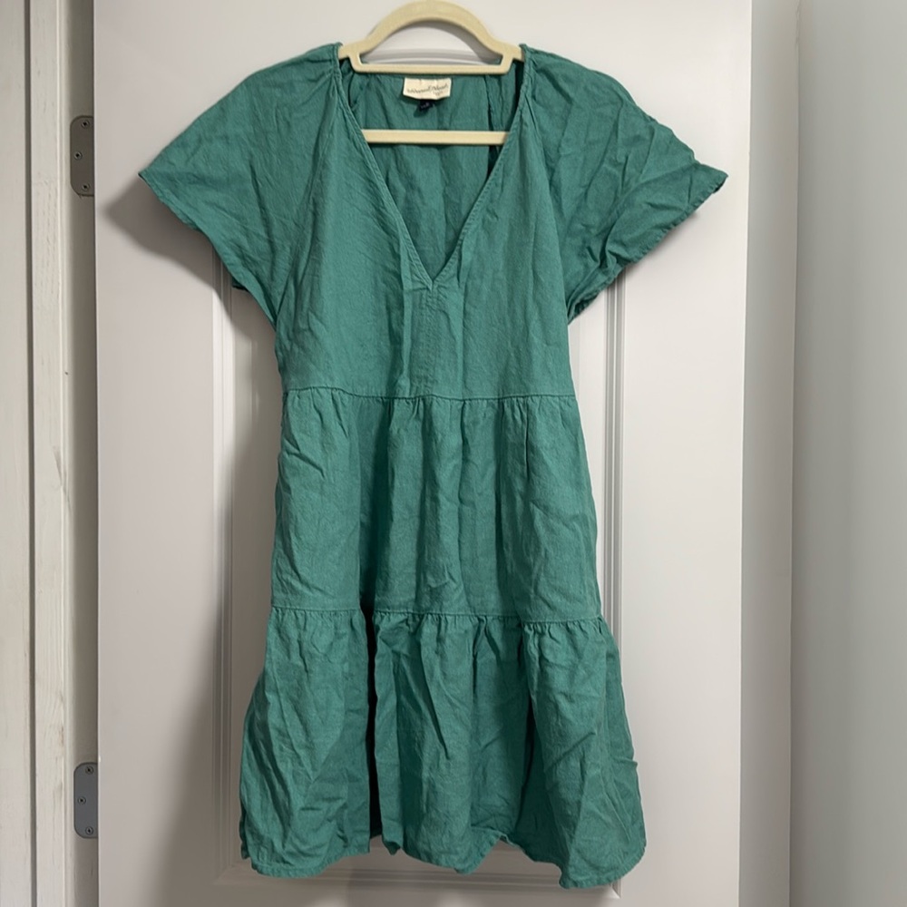 UNIVERSAL THREAD. Sz. M. Linen-blend dress with pockets